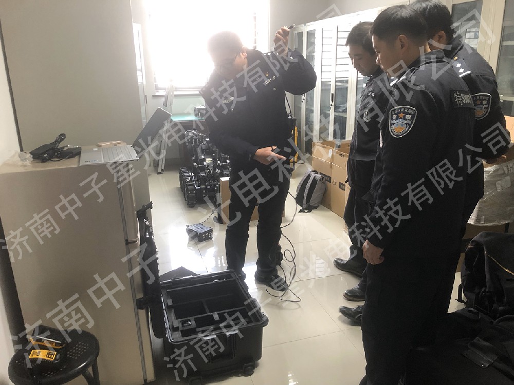 特警支队培训-便携式X光机